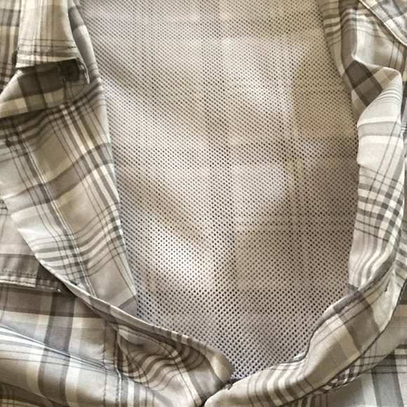 Ocean & Coast mens button down short sleeve shirt Lg gray plaid outdoor active - Picture 9 of 11